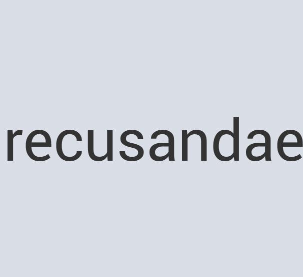 Heavy Duty Wooden Peek-a-Pooch